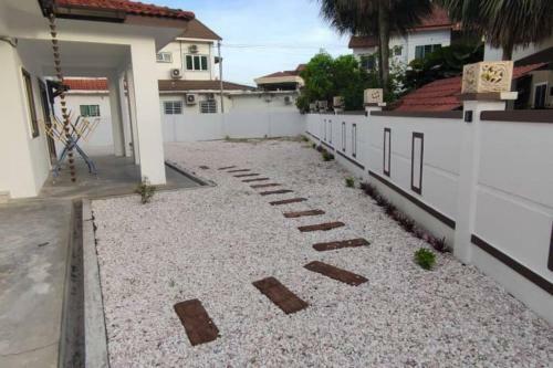 Ipoh-botani 4 Bed Rooms Corner House Home Stay