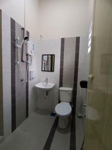 Ipoh-botani 4 Bed Rooms Corner House Home Stay