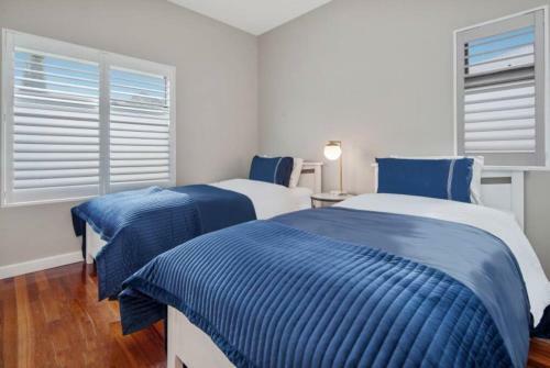 Deluxe Norwood 3 Bdrms, Pool, Wifi Sleeps 6