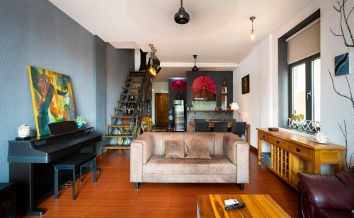 Apartamento French Colonial Home