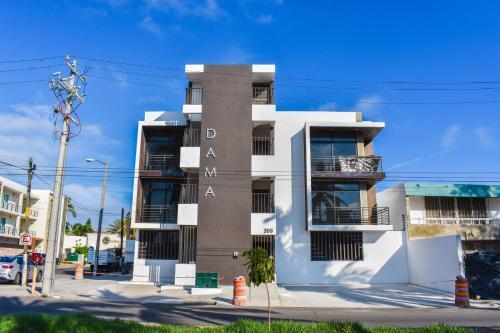 Apartamento Departamento En Zona Dorada !