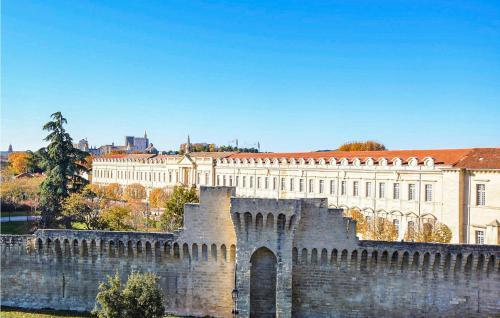 Awesome Apartment In Avignon With Wifi And 2 Bedrooms