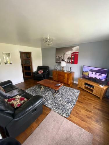 Stunning Beautiful 4-bed House In South Wales