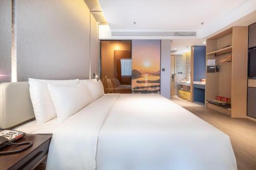 Atour Hotel Kunming Economic Development Zone