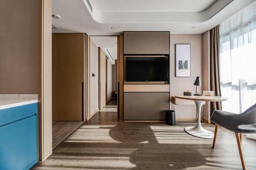Atour S Hotel Shenzhen Longgang Zhonghaixing