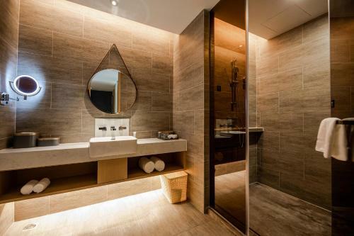 Atour S Hotel Shenzhen Longgang Zhonghaixing