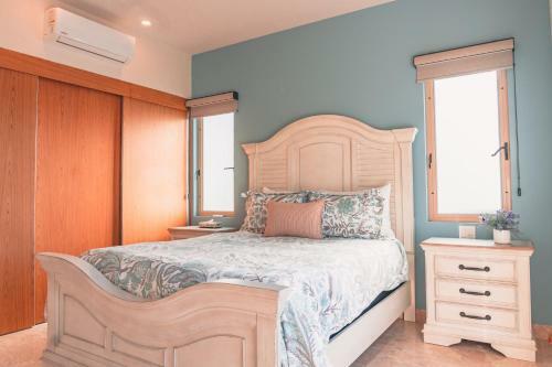 Apartamento Cozy,jacuzzi & Bbq. Ocean View, 2bd. Pool. Quiet.