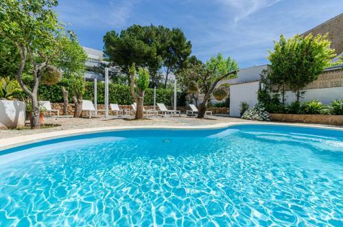 Yourhouse La Cabanya 10 Beach Apartments With Shared Pool