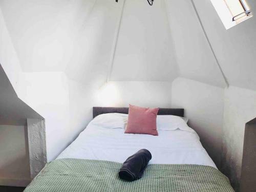 Apartamento Cosy Top Floor Flat! Self Check-in & Free Parking