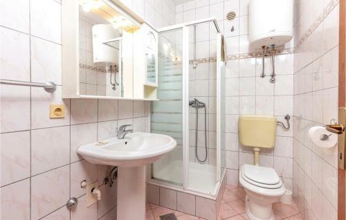Two-bedroom Apartment In Novi Vinodolski
