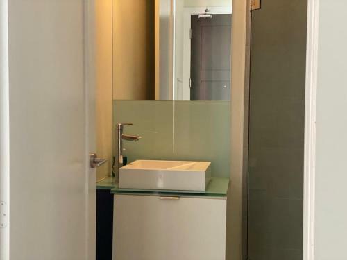 Apartamento Grand View 2br/2ba Condos Cn Tower,union,tiff/mtcc