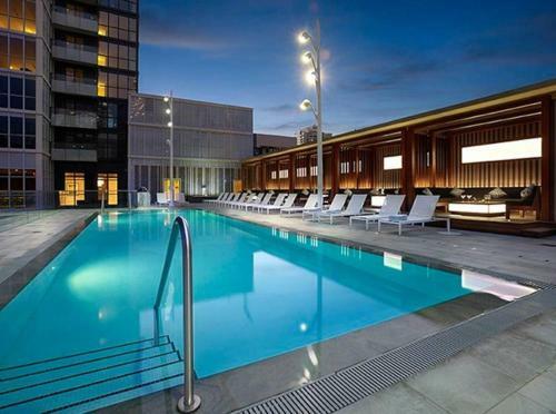 Apartamento Grand View 2br/2ba Condos Cn Tower,union,tiff/mtcc