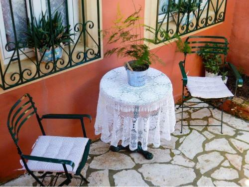 Magda's Traditional House