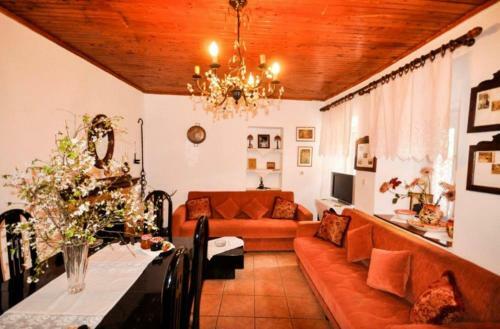Magda's Traditional House