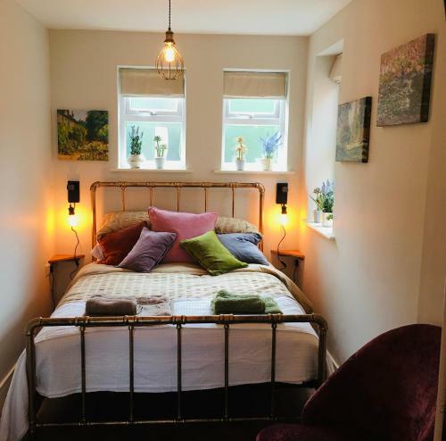 The Art Attic A Stylish Boutique Apartment