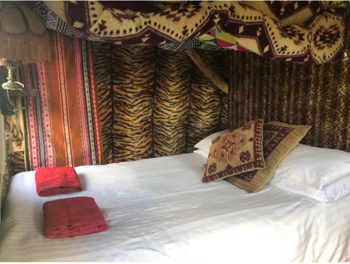 The Hobbit Hut