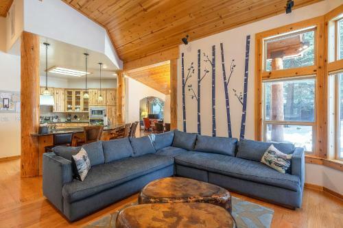 Wooded Luxury At Tahoe Donner