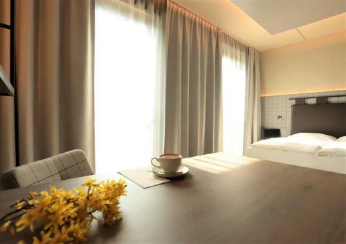 Hotel Freshsuites & Bar