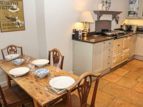 Manor Cottage