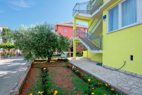 Maslina Apartments