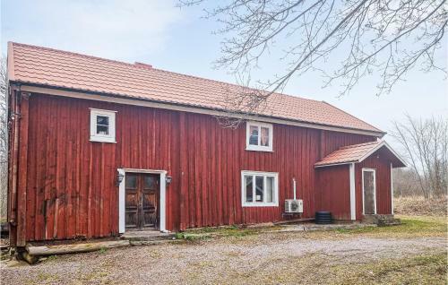 Amazing Home In �desh�g With 2 Bedrooms