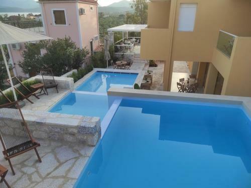 Hotel Dimani Suites