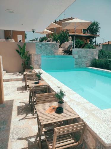 Hotel Dimani Suites