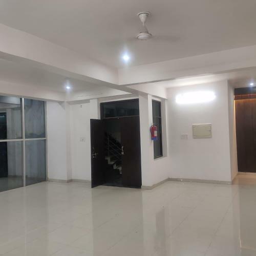 Hotel Holiday Inn By Wb Inn