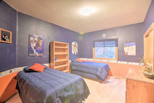 Charming Home With Yard About 12 Mi To Fort Collins