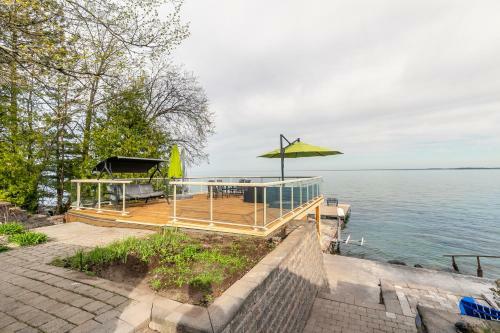 Villa Luxury Lake Simcoe Waterfront Cottage