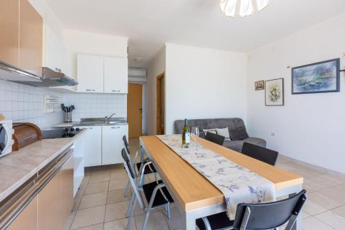 Apartments Marinko
