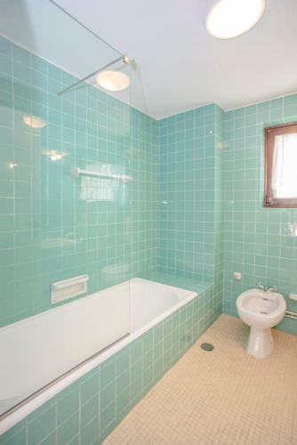 Liiiving In Moledo - Beach & Garden Villa