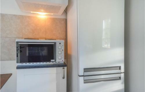 Nice Home In S�dert�lje With Wifi