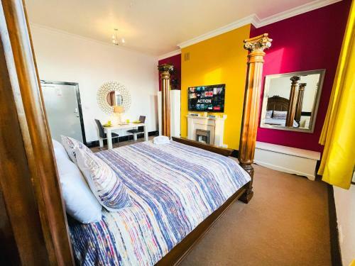 Captain Redbeard Luxury Boutique Studio Apartment