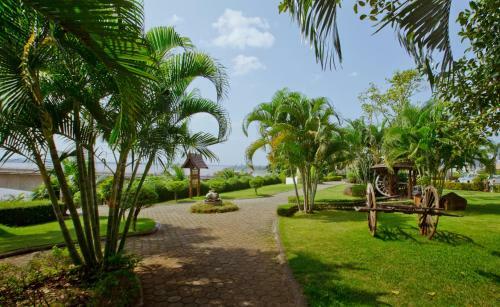 Champasak Grand Hotel