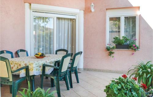 Holiday Home Majus Utca-balatonlelle