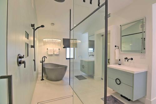 Luxe Wilton Manors Home With Private Boat Dock
