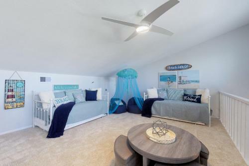Intercoastal Condo 203