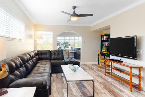 Barefoot Beach Resort A209