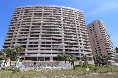 Crescent Beach Club I 3g