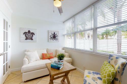 Barefoot Beach Resort F107