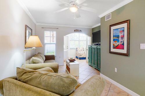 Barefoot Beach Resort F104