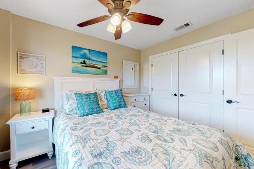 Sea Gate 205