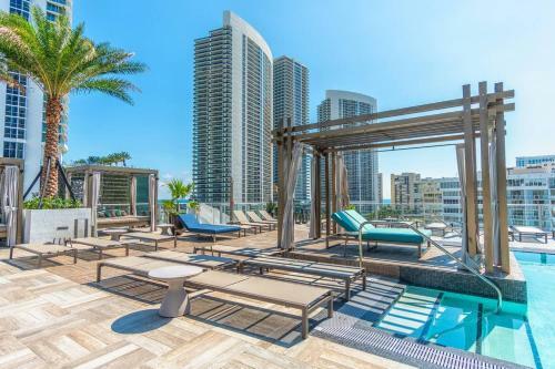 5 Amenities Luxury 1br Front Intracoastal View Balcony Infinity Edge Pool