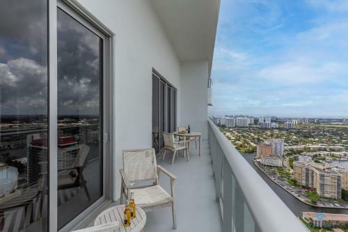 5 Amenities Luxury 1br Front Intracoastal View Balcony Infinity Edge Pool