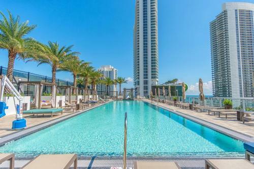 5 Amenities Luxury 1br Front Intracoastal View Balcony Infinity Edge Pool