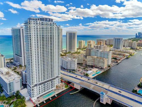 1 Million Dollar Listing 3br 3ba Enjoy 360 Views