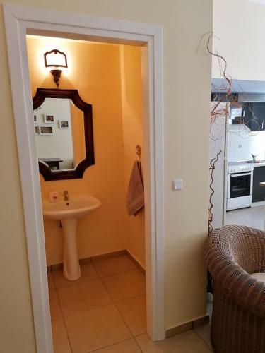 Luxury Apartment In Idyllic Estate!