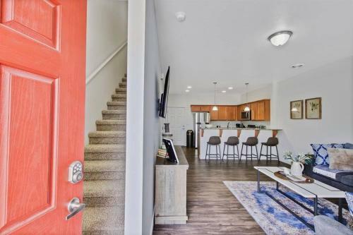 Charming Centrally Located Boise Meridian Townhome