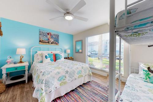 Madeira Beach Yacht Club 329b